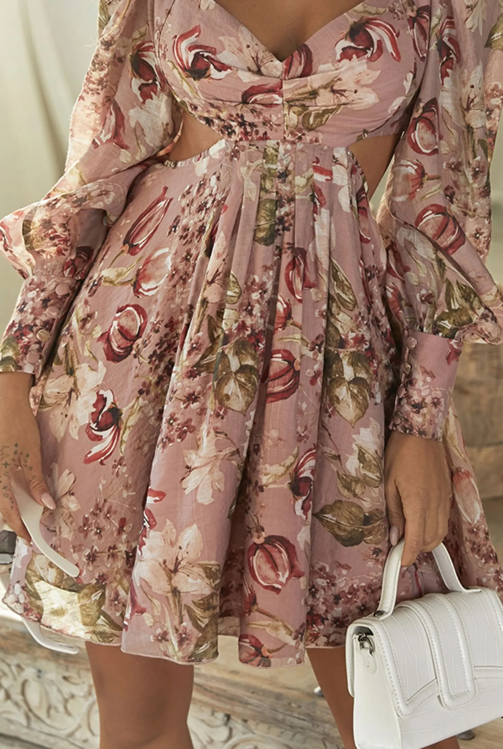 Flash Sale Halla - A Subtle Dress With A Botanical Print Women Wedding