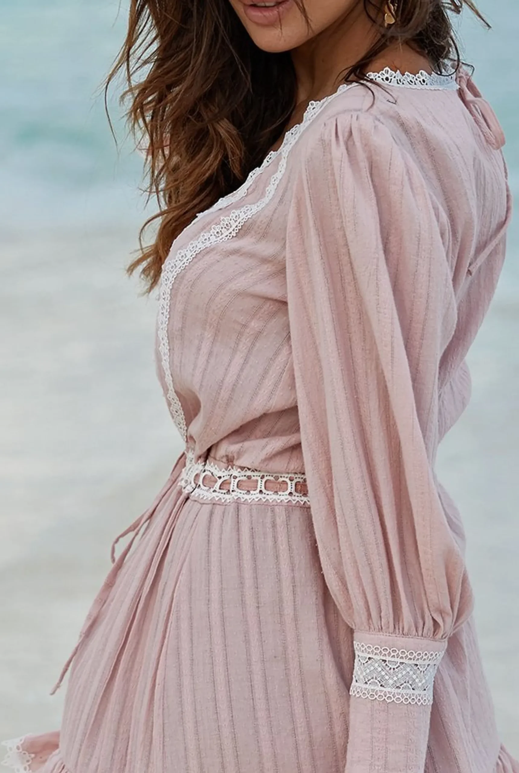 Outlet Pascadore - A Boho Style Dress With A Loose Cut And Long Sleeves Women Every Day